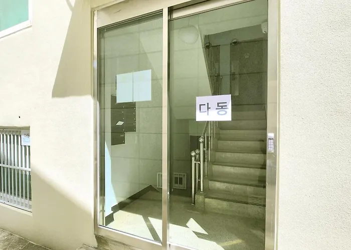 Blanc Mood In Sinchon アパート ソウル特別市